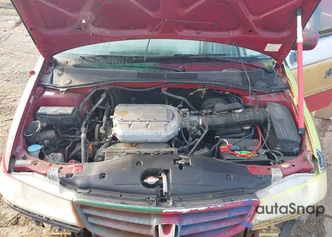 2003 Honda Odyssey Ex-L from USA, damaged, VIN 5FNRL18983B006688